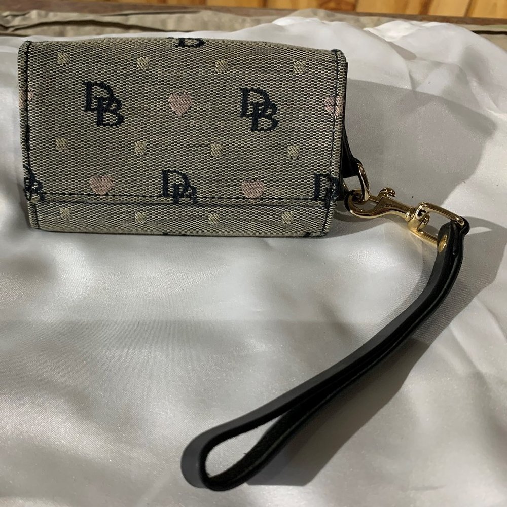 Dooney & Bourke Credit Card Wristlet